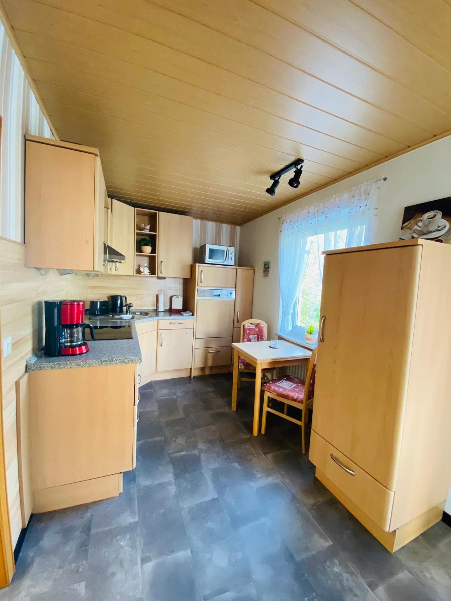 Ferienwohnung Becker Ellenz-Poltersdorf Zewnętrze zdjęcie